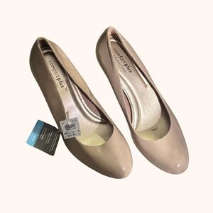 Comfort Plus by Predictions Tan Flats for Everyday Elegance